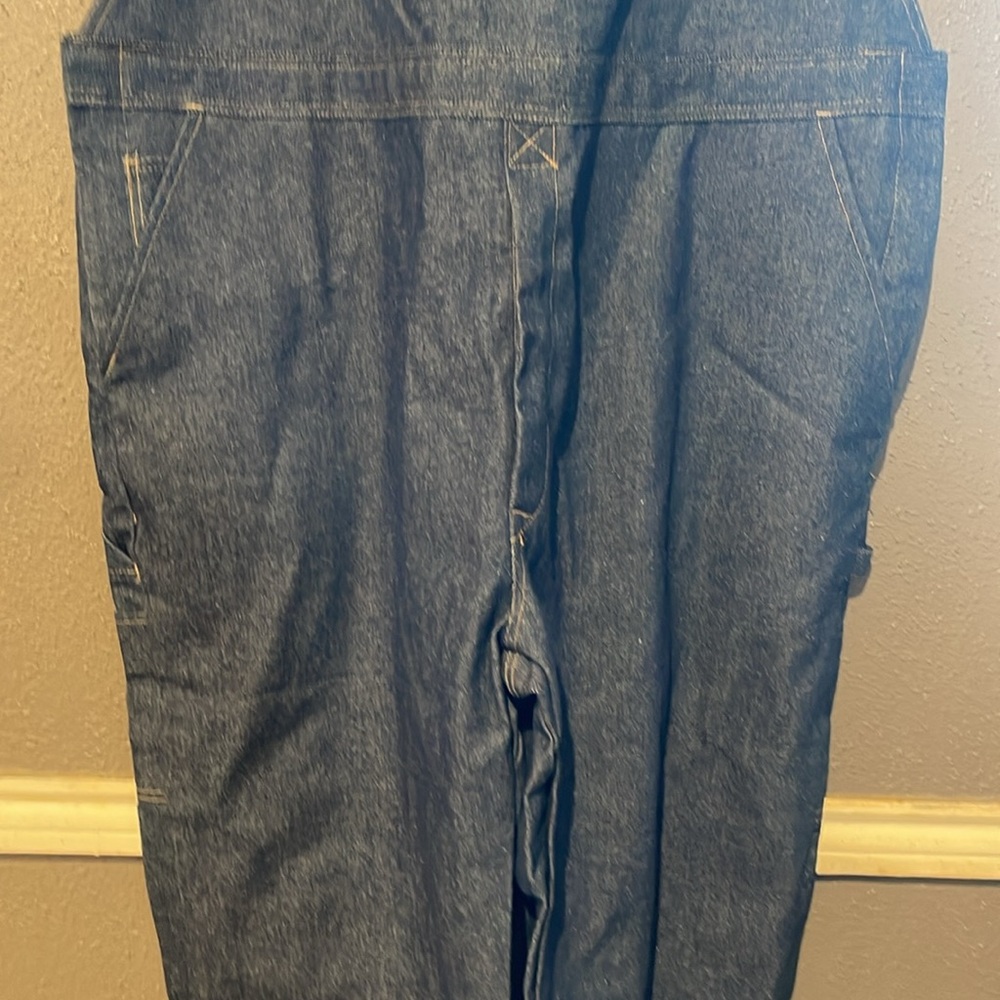 Bulwark Men’s Flame Resistant Heavyweight Denim Bib Overalls - Picture 3 of 10